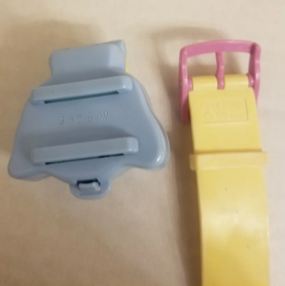 90s Polly Pocket puppy case w wristband & Polly- no fuzzy dog - Picture 4 of 6